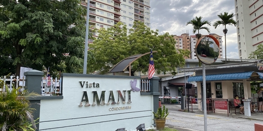 Pintu utama, Fasya Homestay, Vista Amani Condominium, Cheras Kuala Lumpur